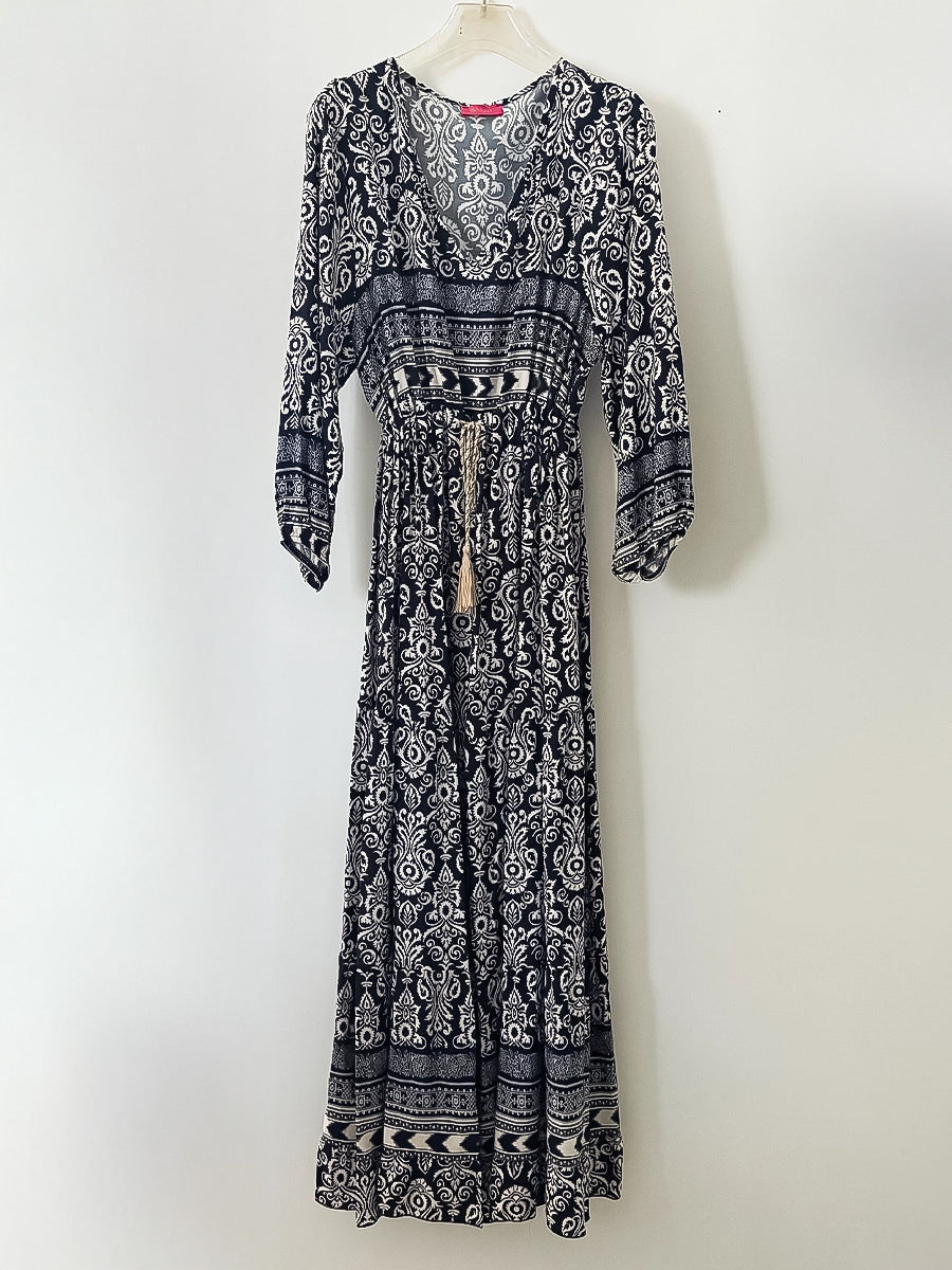 Women’s Black & White Bohemian Maxi Dress