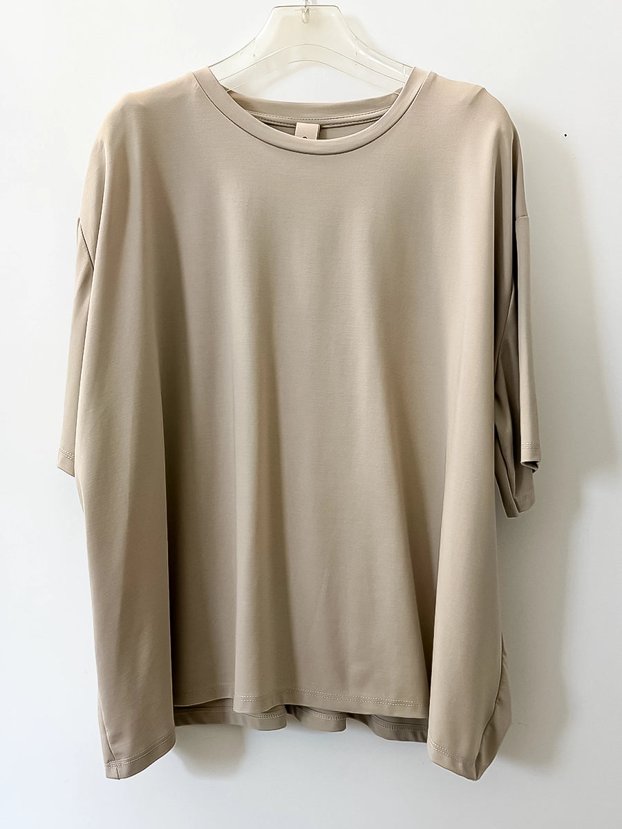Breathable Summer Knitwear Round Neck