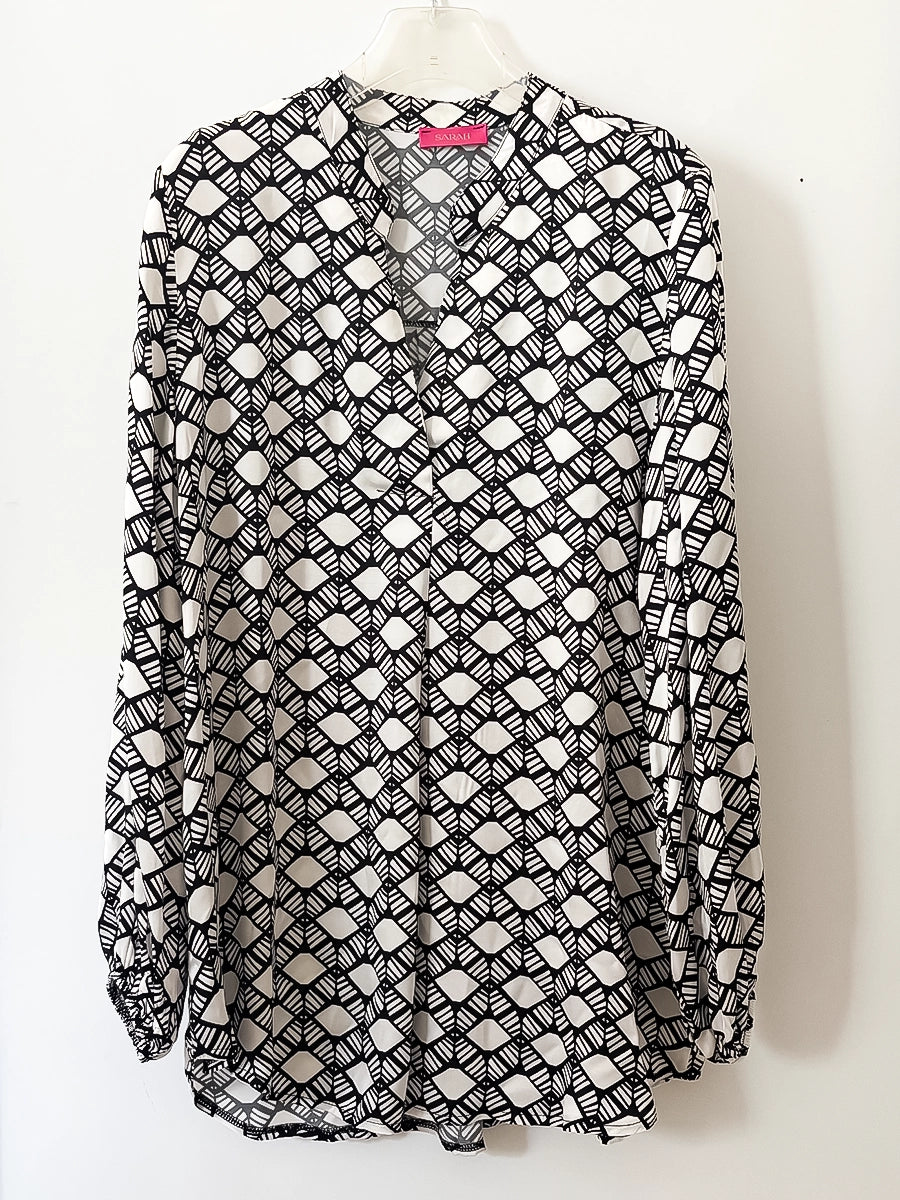 Classic Black White Printed Blouse